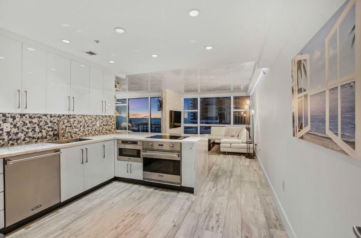 Appartamento Oceanview At The Carillon Miami Beach